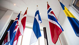 Suomen lippu ja vaakuna - Sisäministeriö